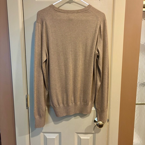 Banana Republic Men’s Size M V-Neck Cotton Cashmere Luxury Blend Sweater in Tan - Picture 2 of 4